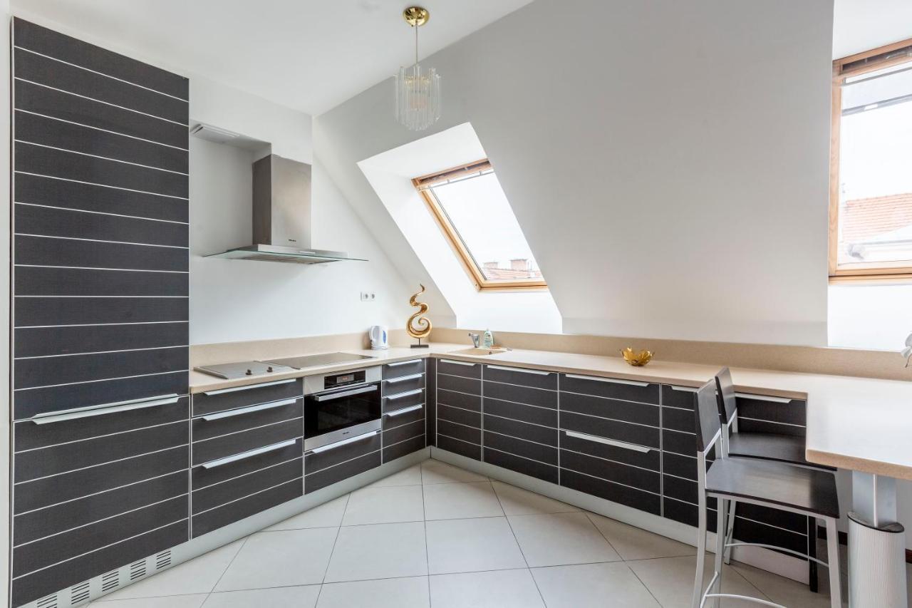 Deluxe Central Quentin Apartment 3Bedrm, 2Bathrm 布达佩斯 外观 照片